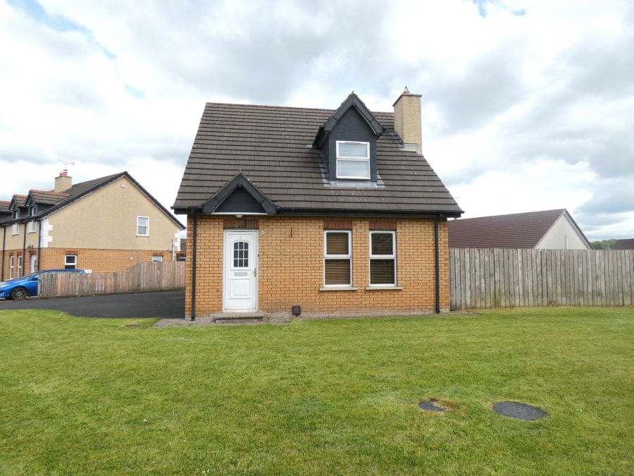8 Castlehill View