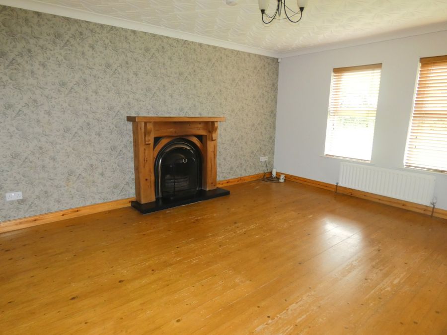 8 Castlehill View