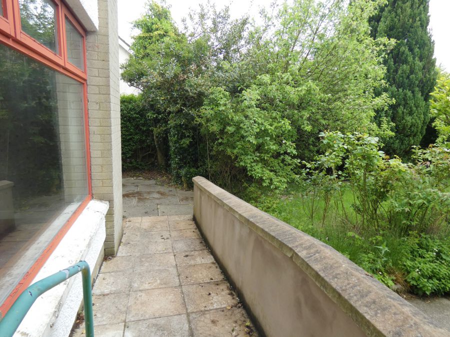 9 Semicock Road