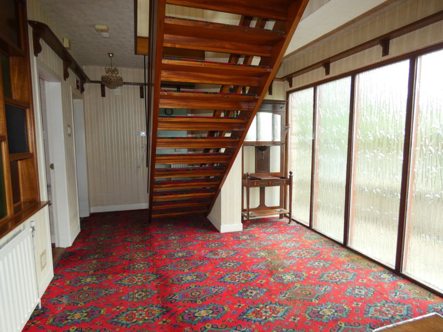 9 Semicock Road