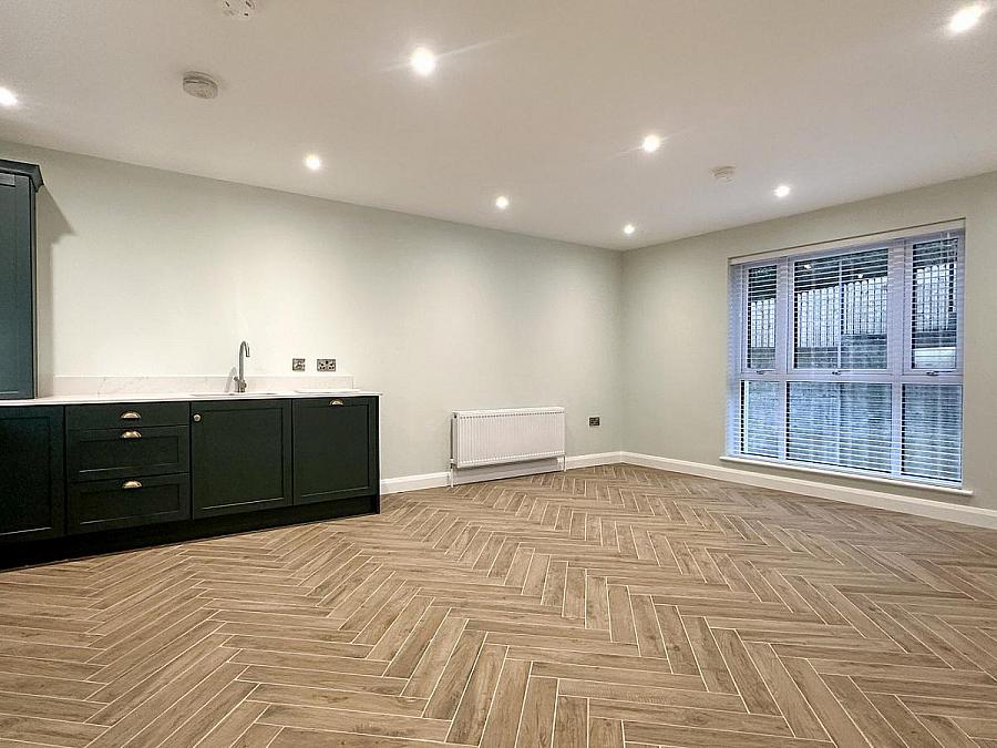 Apt 6 College Green, 54 Castlerock Road