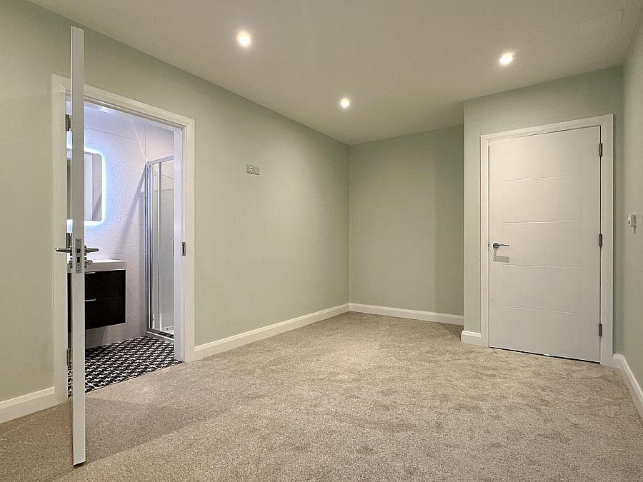 Apt 6 College Green, 54 Castlerock Road