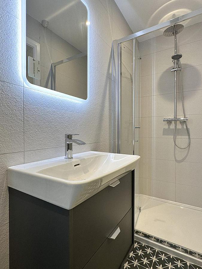 Apt 6 College Green, 54 Castlerock Road