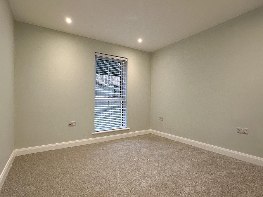 Apt 6 College Green, 54 Castlerock Road