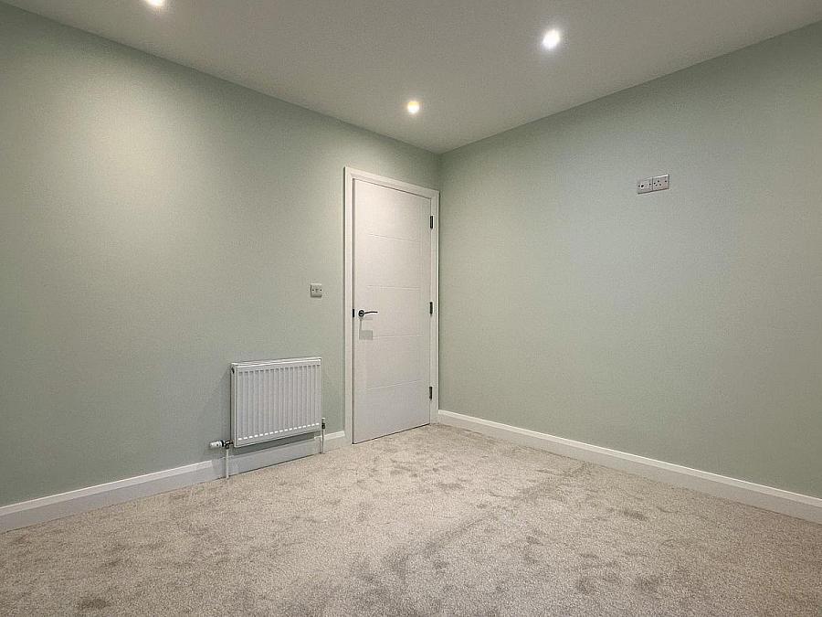 Apt 6 College Green, 54 Castlerock Road