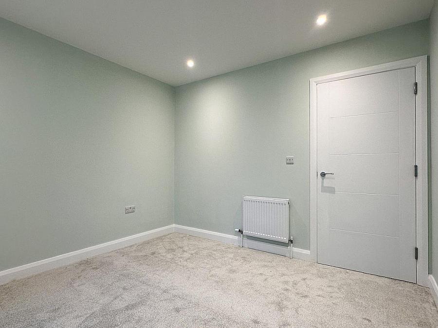 Apt 6 College Green, 54 Castlerock Road