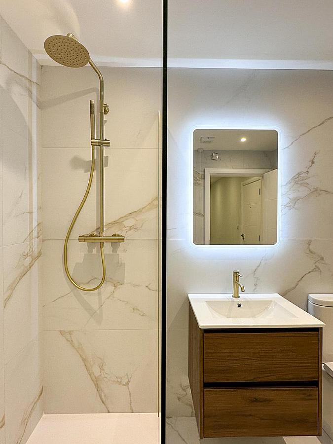 Apt 6 College Green, 54 Castlerock Road