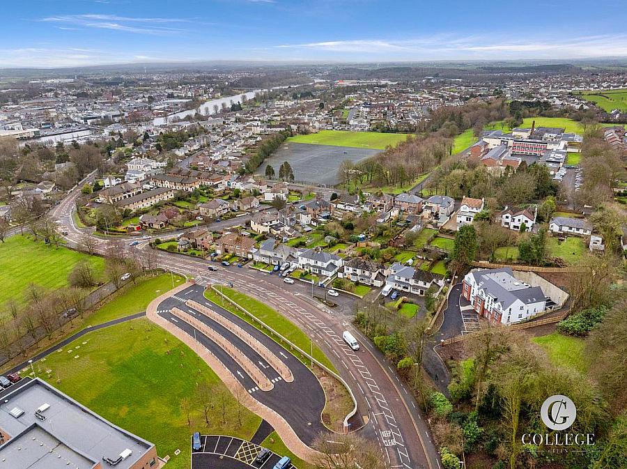 Apt 6 College Green, 54 Castlerock Road