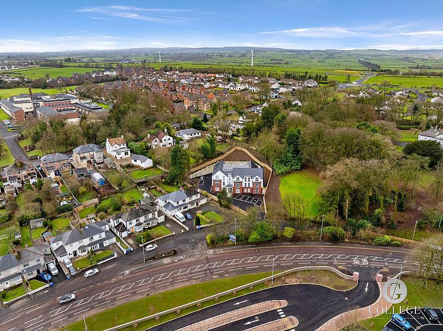 Apt 6 College Green, 54 Castlerock Road