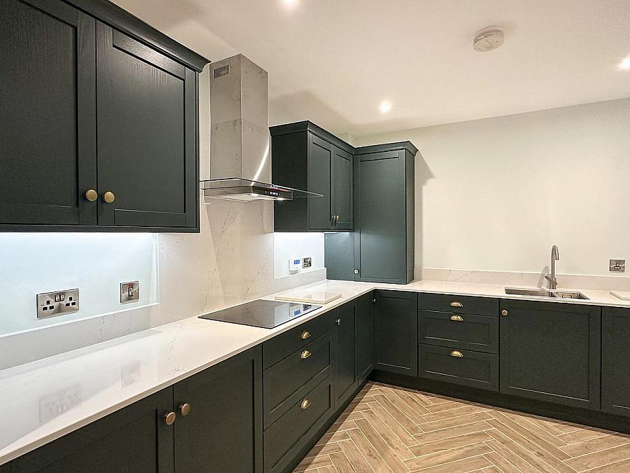 Apt 6 College Green, 54 Castlerock Road