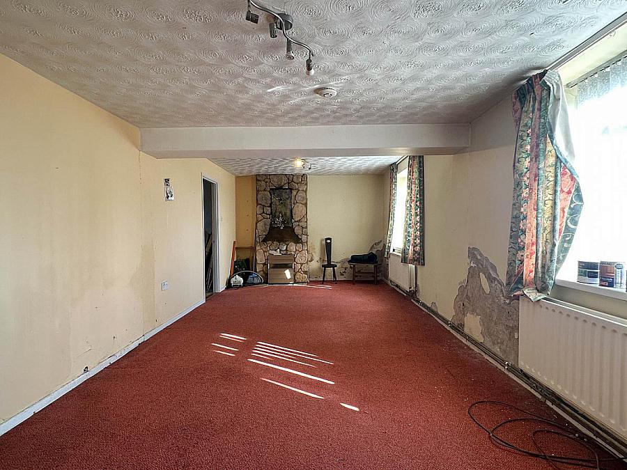 3, 5 & 7 Laurel Hill Road