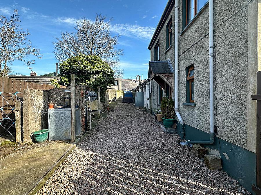 3, 5 & 7 Laurel Hill Road