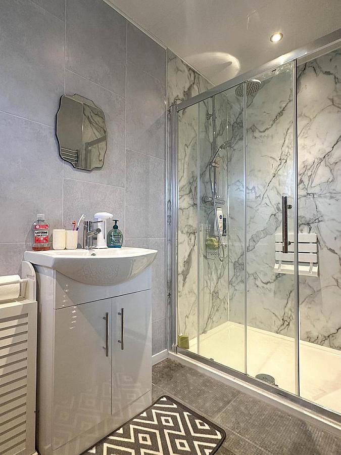 5 Glengorm Avenue, Off Mountsandel Road