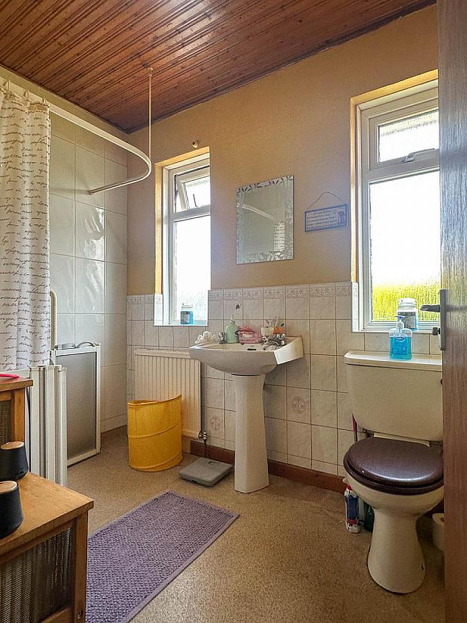 17 Greenaway Drive, Off Bushmills Road