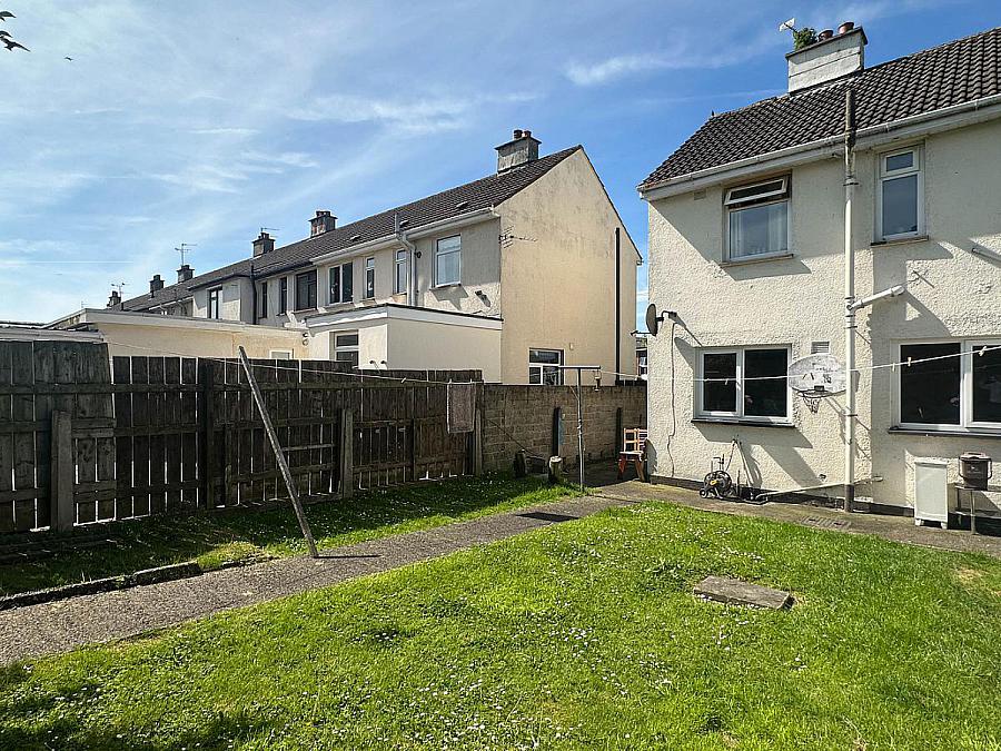 17 Greenaway Drive, Off Bushmills Road