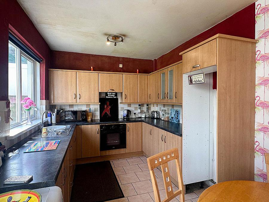 17 Greenaway Drive, Off Bushmills Road