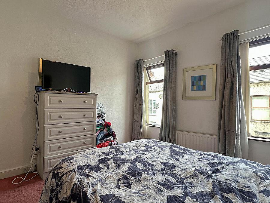 43 Mount Street, Off Mountsandel Road