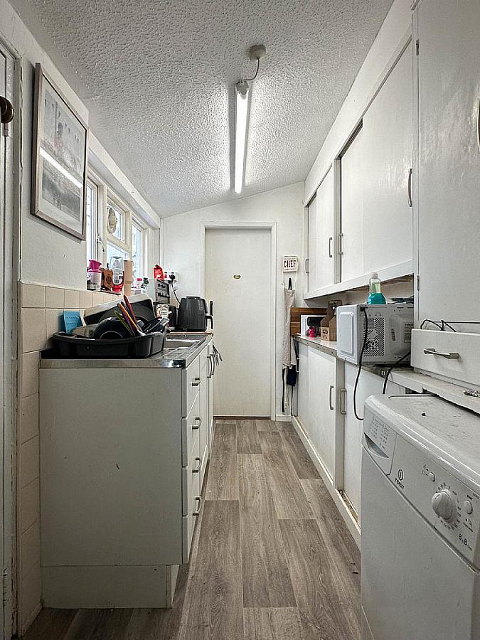 43 Mount Street, Off Mountsandel Road