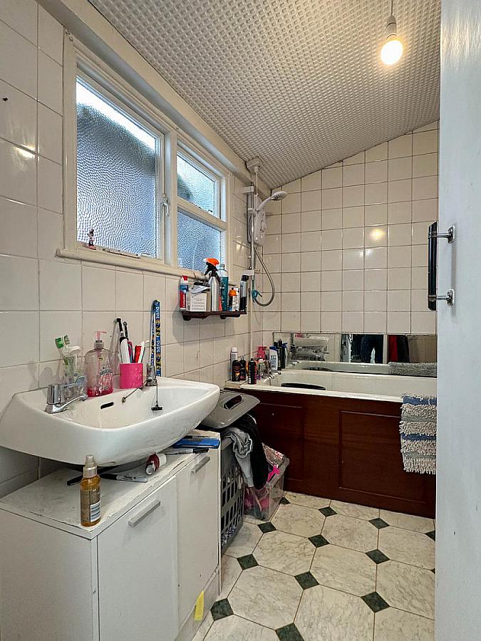 43 Mount Street, Off Mountsandel Road