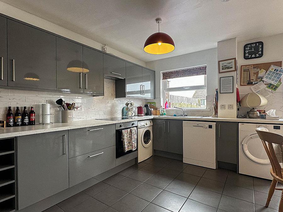 20  Carrickbeg Avenue, Off Mill Road