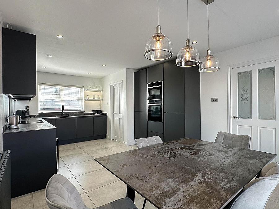 10 Gransden Court, Off Knocklynn Road