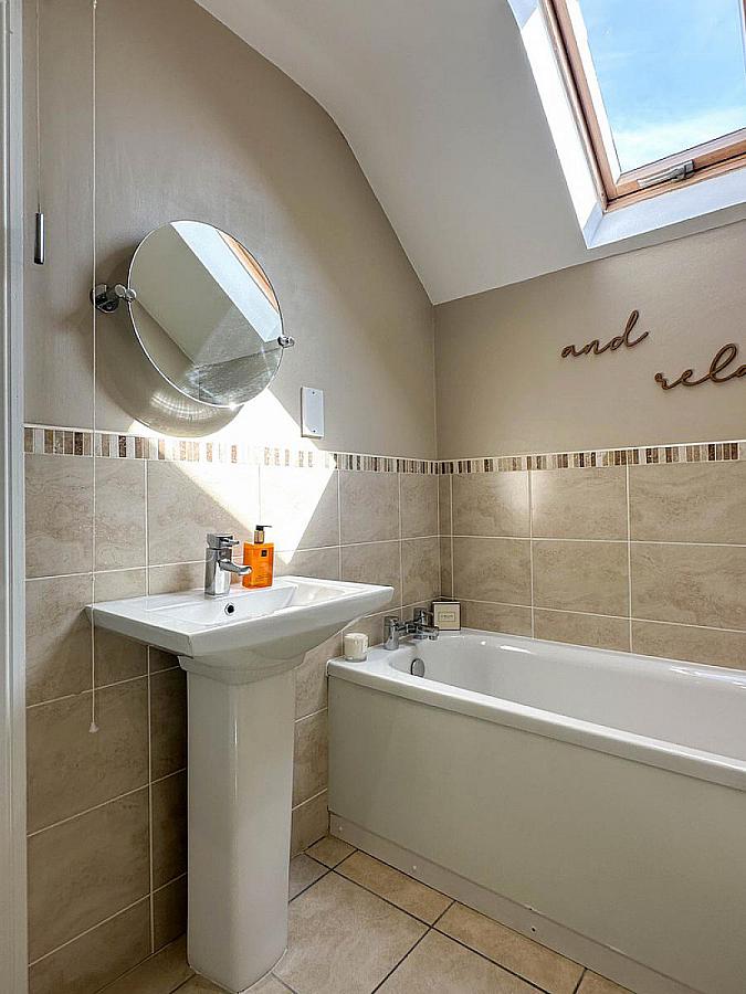 10 Gransden Court, Off Knocklynn Road