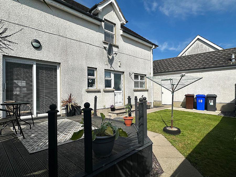 10 Gransden Court, Off Knocklynn Road