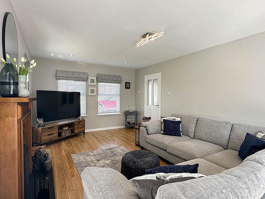 10 Gransden Court, Off Knocklynn Road