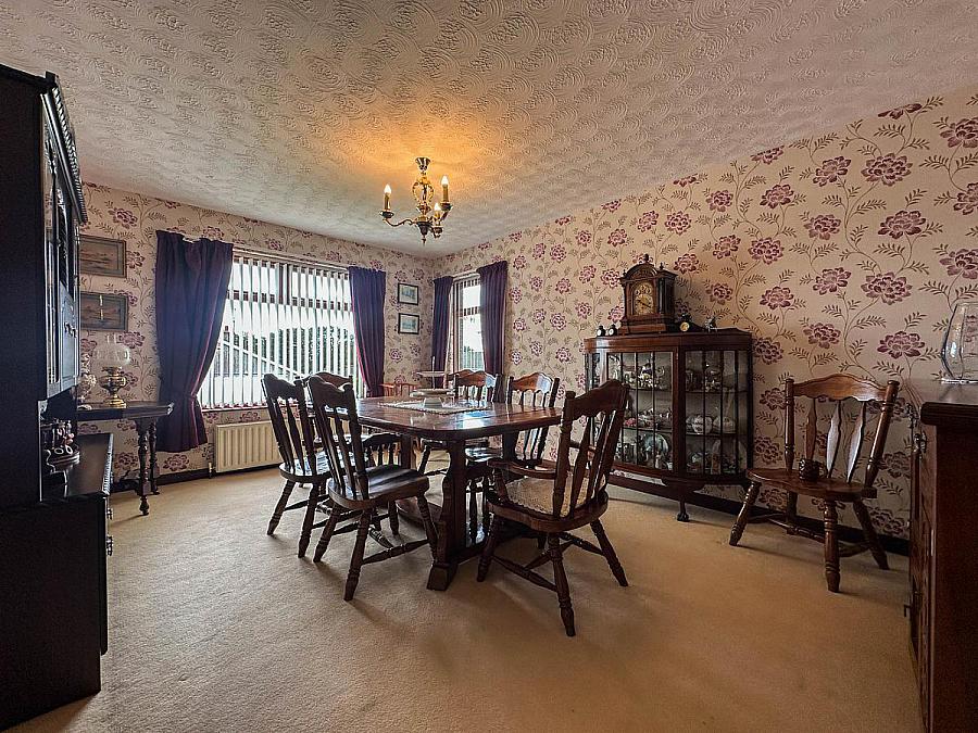 2 Carthall Park, Off Wheatsheaf Road