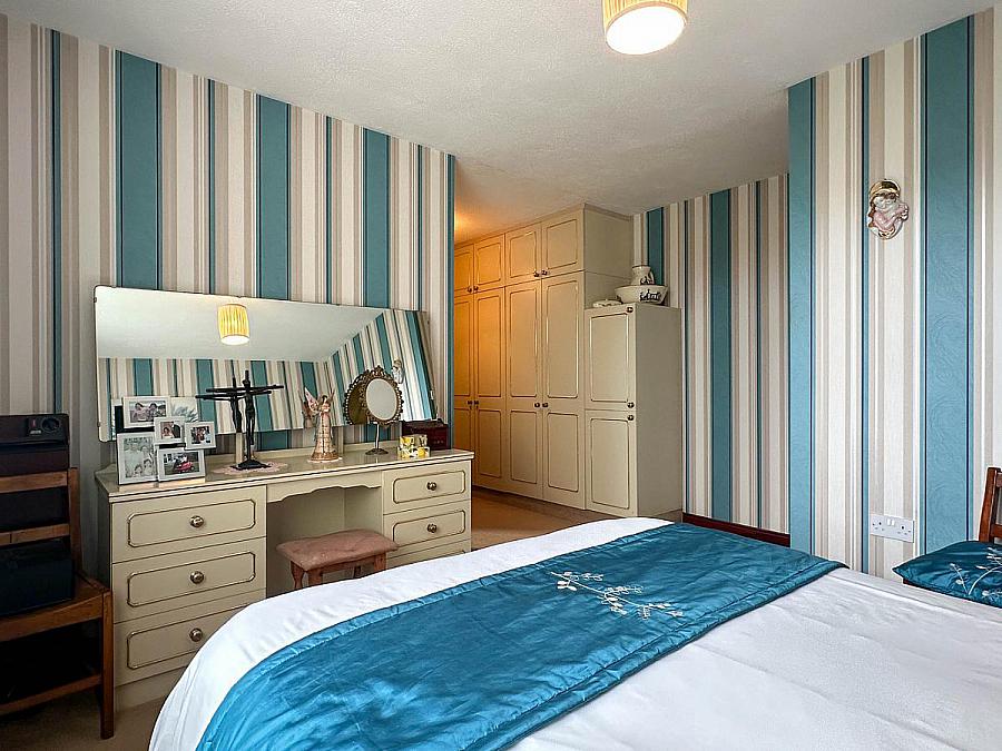 2 Carthall Park, Off Wheatsheaf Road