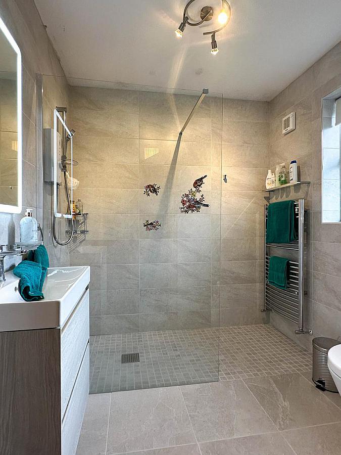 2 Carthall Park, Off Wheatsheaf Road