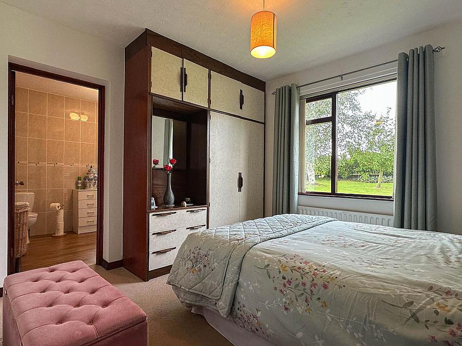 2 Carthall Park, Off Wheatsheaf Road