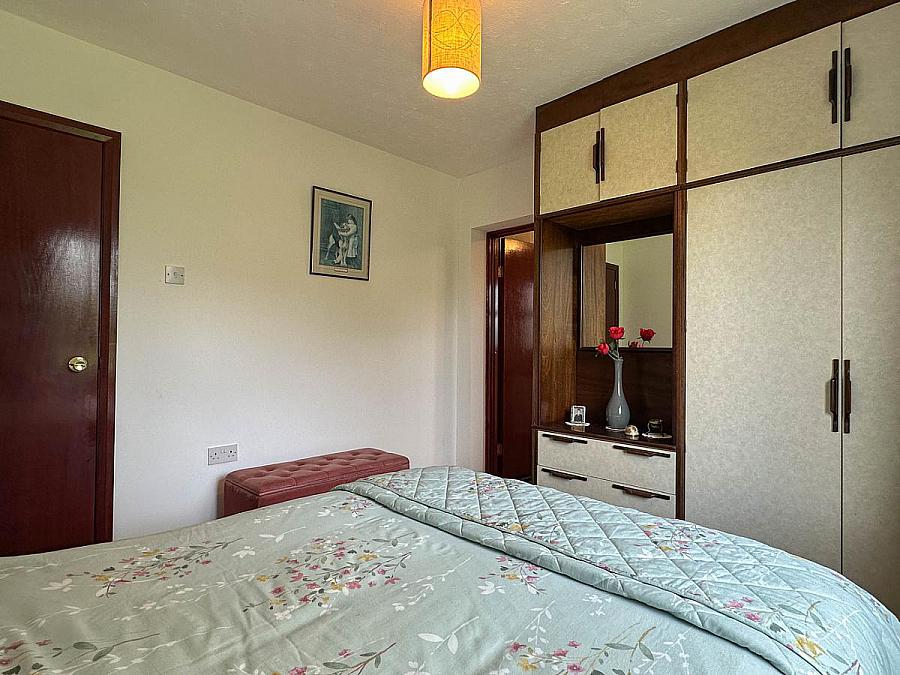 2 Carthall Park, Off Wheatsheaf Road