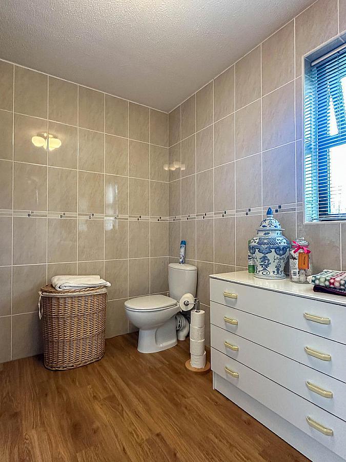 2 Carthall Park, Off Wheatsheaf Road