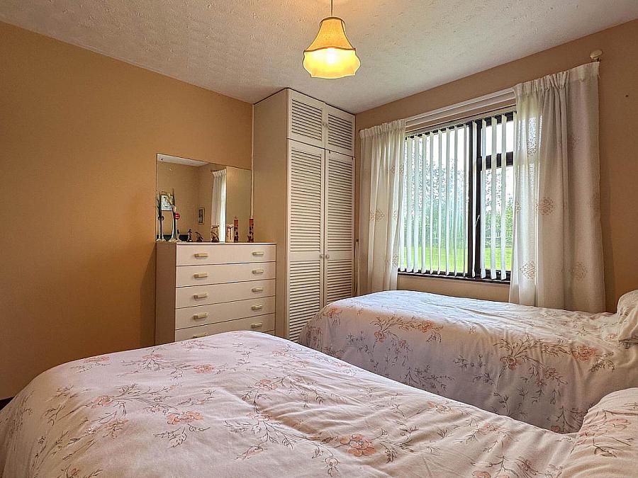 2 Carthall Park, Off Wheatsheaf Road