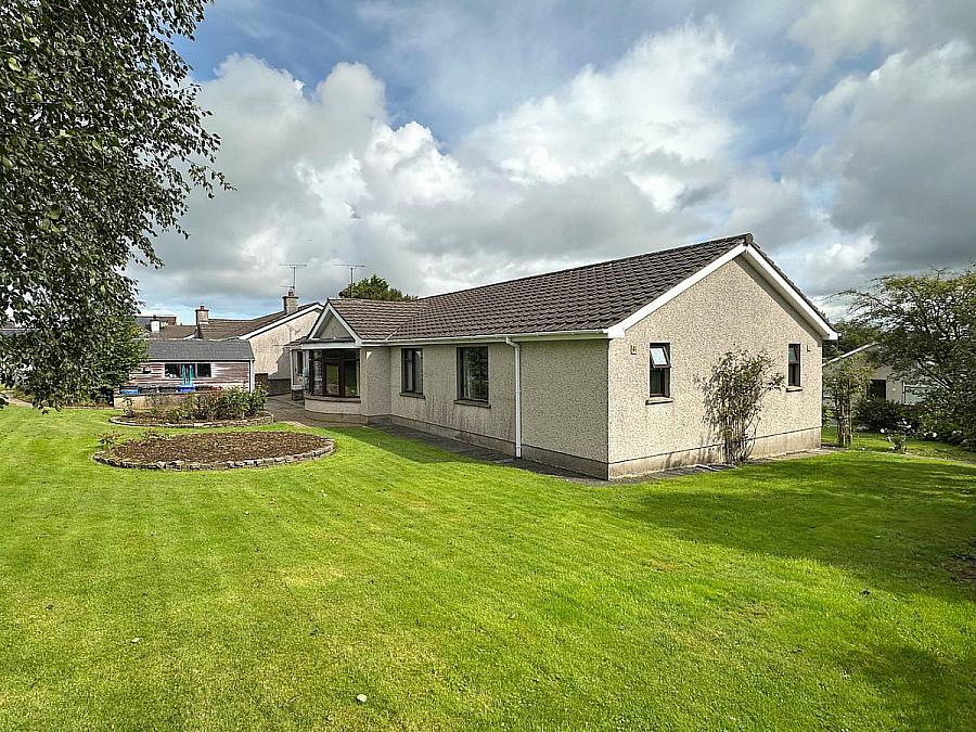 2 Carthall Park, Off Wheatsheaf Road