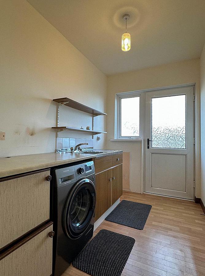 2  Mount Court, Off Mountsandel Road