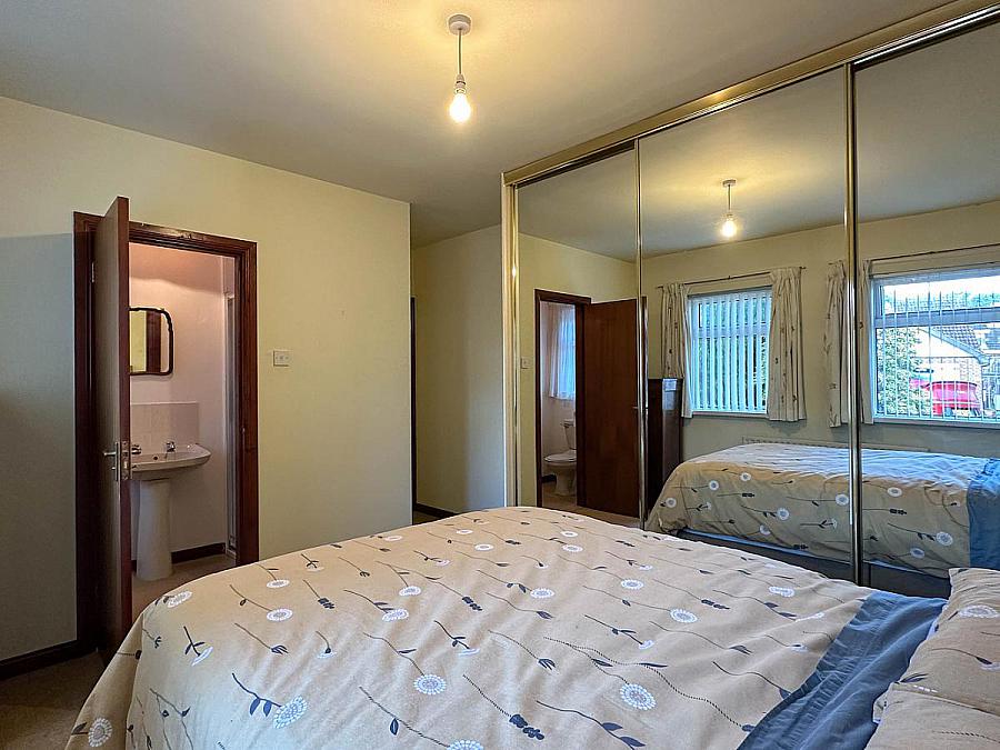 2  Mount Court, Off Mountsandel Road