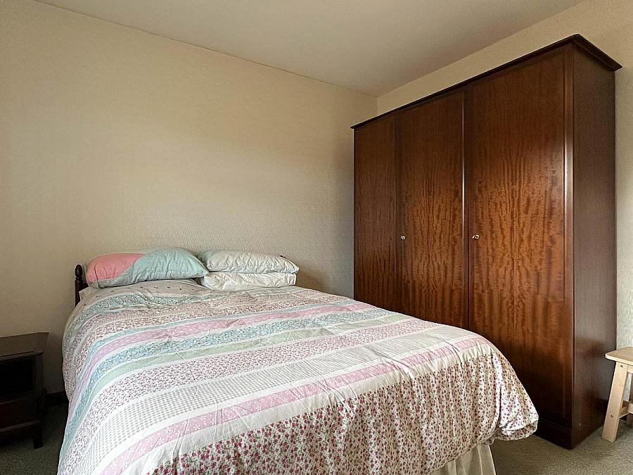 2  Mount Court, Off Mountsandel Road