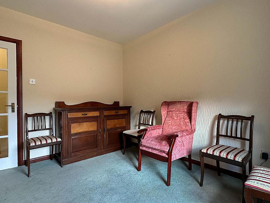 2  Mount Court, Off Mountsandel Road