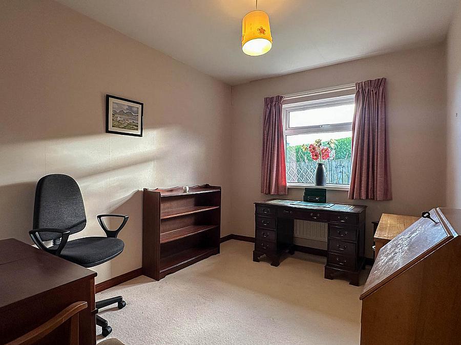 2  Mount Court, Off Mountsandel Road