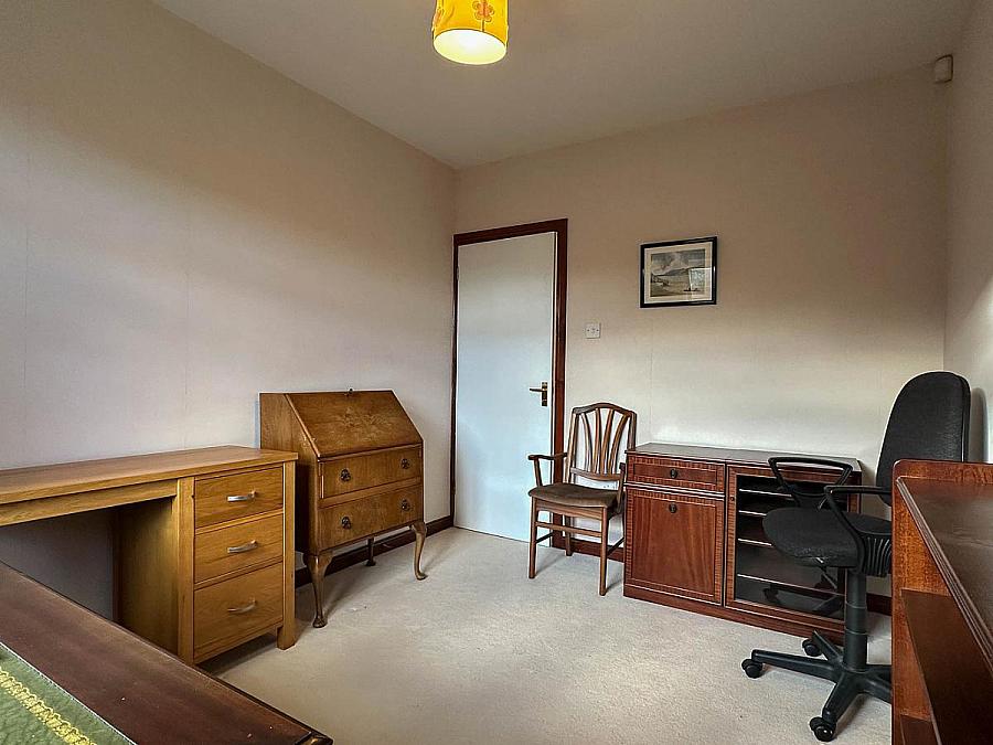 2  Mount Court, Off Mountsandel Road