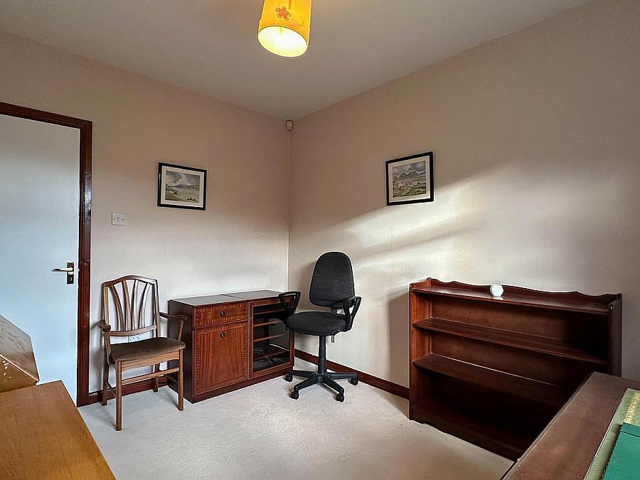 2  Mount Court, Off Mountsandel Road