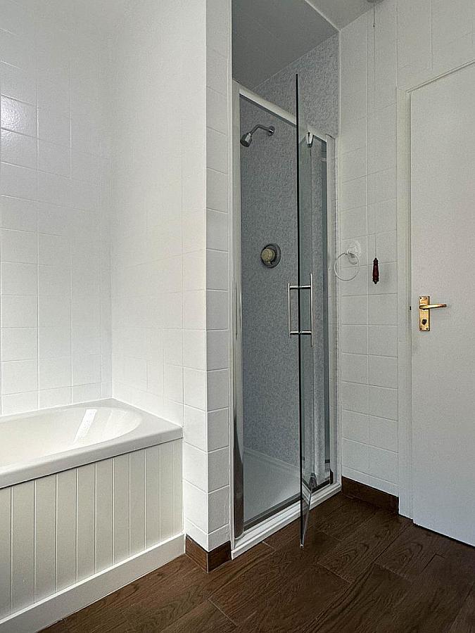 2  Mount Court, Off Mountsandel Road