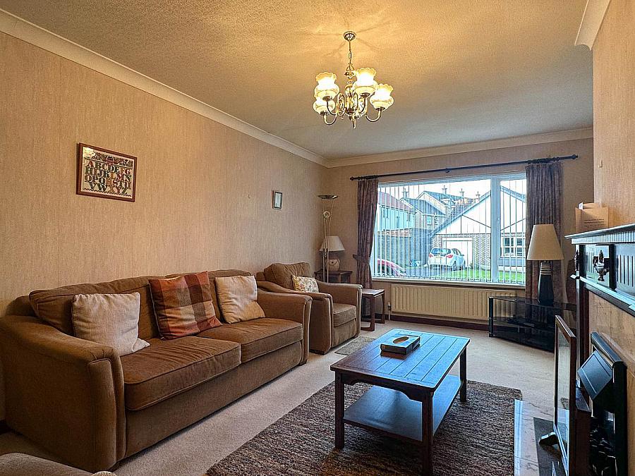 2  Mount Court, Off Mountsandel Road