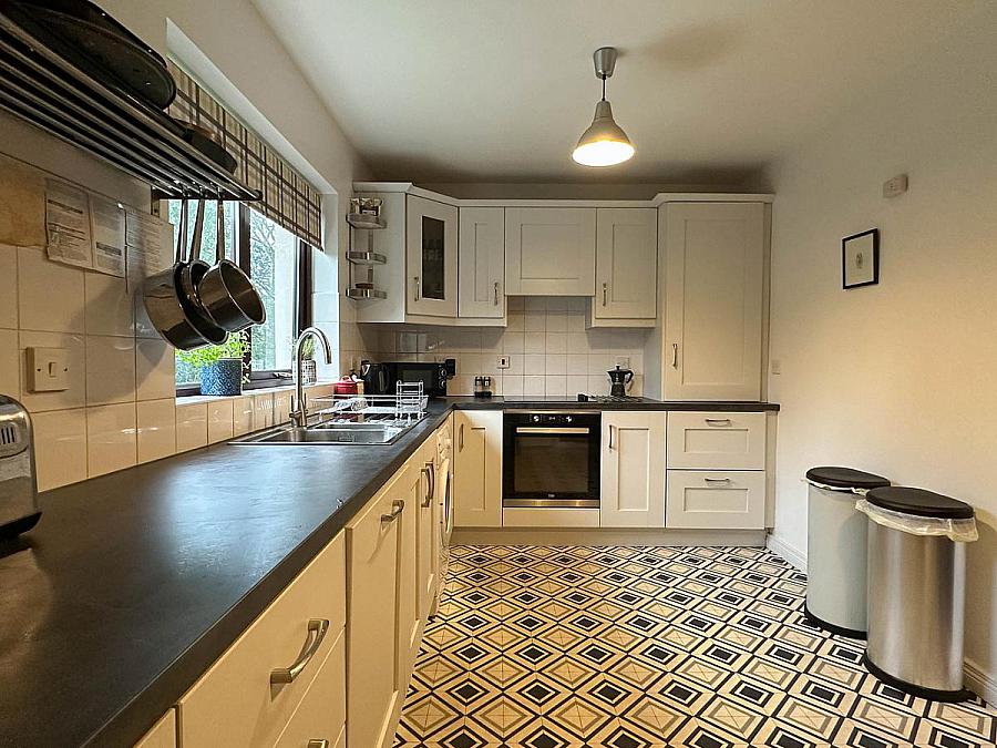 Apt 9 Bellevue Court, Mountsandel Road