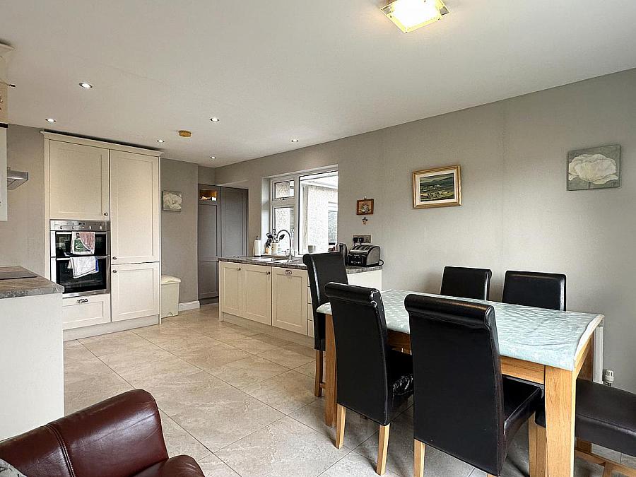 25 Grange Road, Off Lodge Road