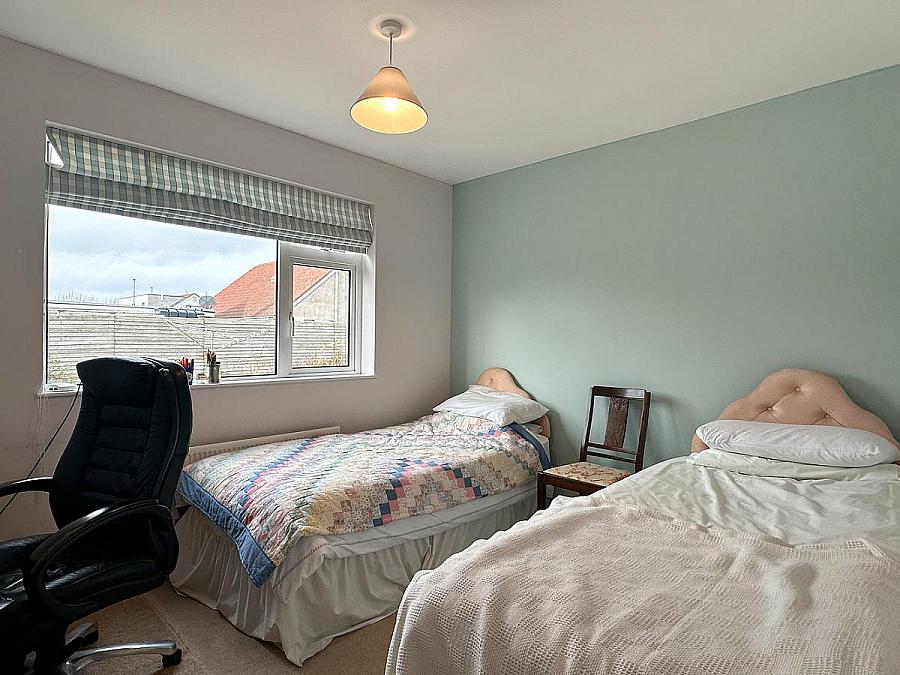 25 Grange Road, Off Lodge Road