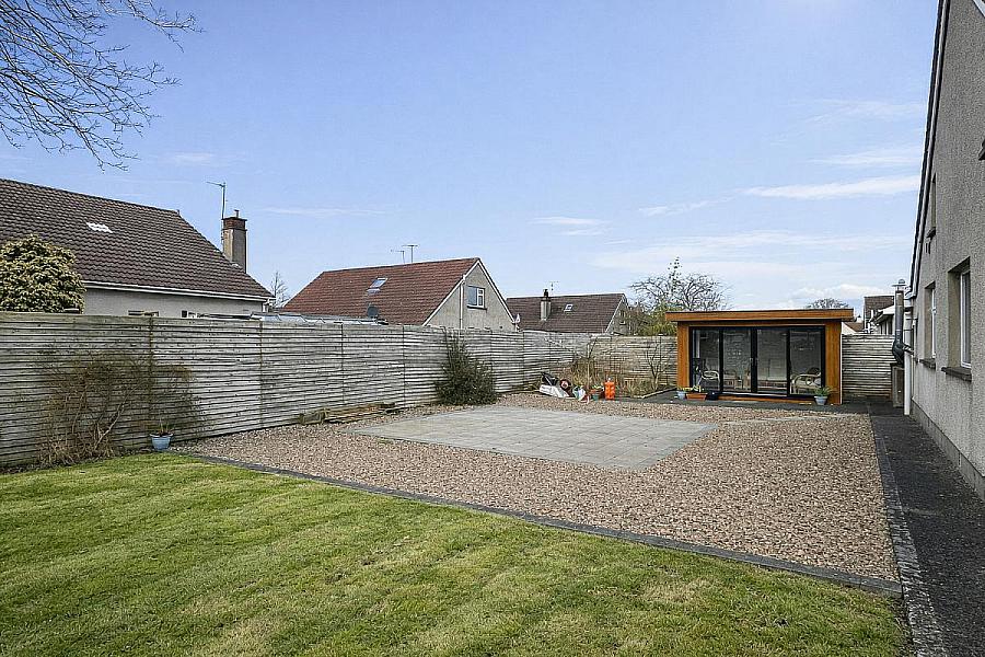 25 Grange Road, Off Lodge Road