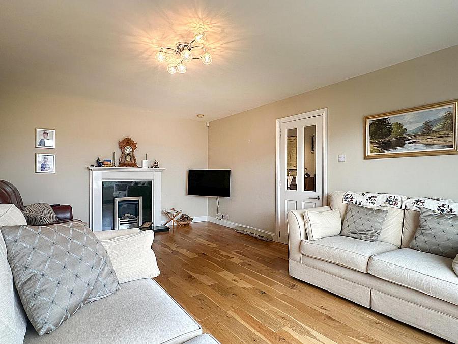 25 Grange Road, Off Lodge Road